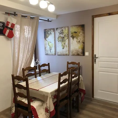 Apartment De L'est 1 *